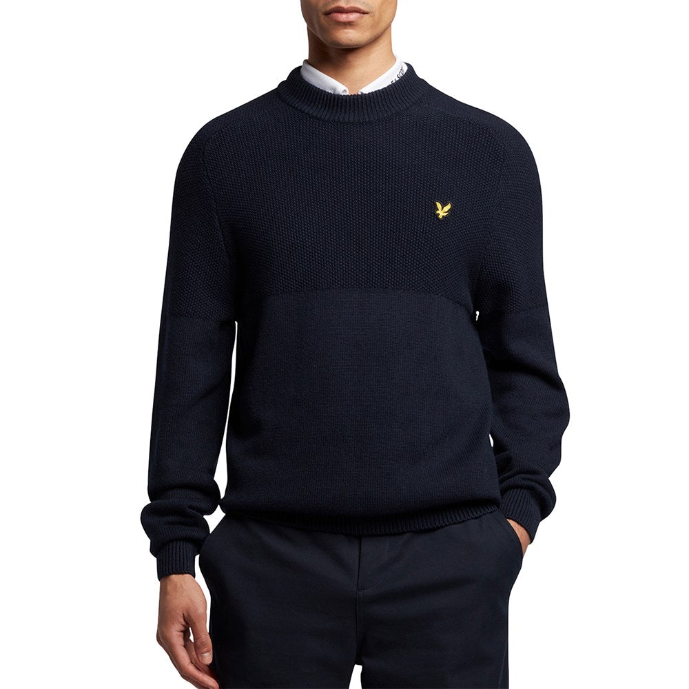 Lyle & Scott Seed Stitch Mock Neck Pullover - Madilim na Navy